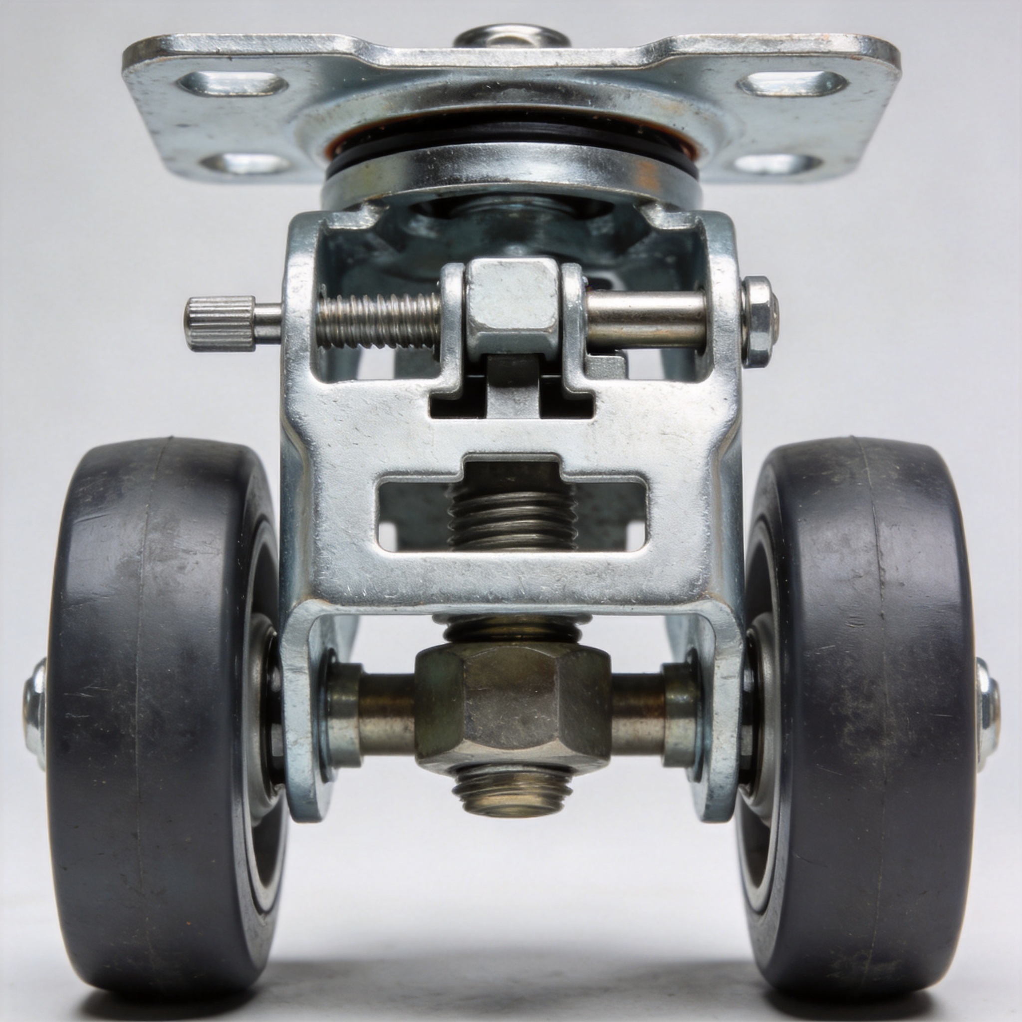 en-1004-caster-requirements-total-lock-safety
